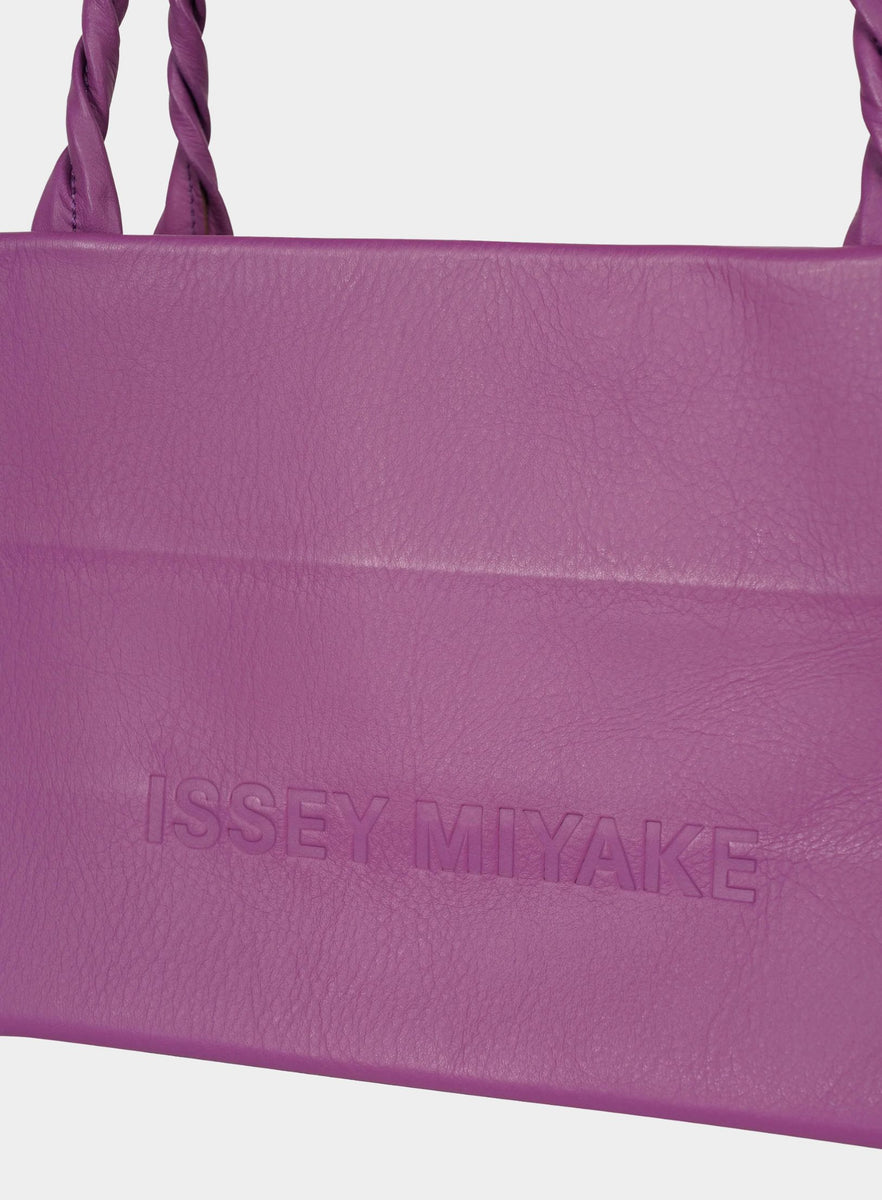 ISSEY MIYAKE | Paper Bag in Leather – Joan Shepp