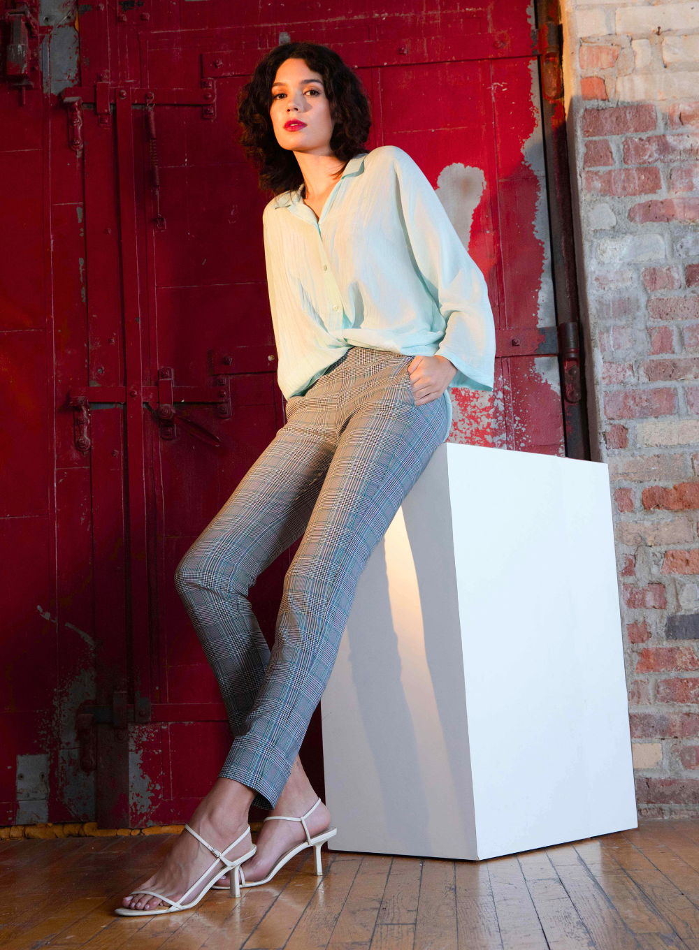 AVENUE MONTAIGNE COLLECTION IMAGE FW24