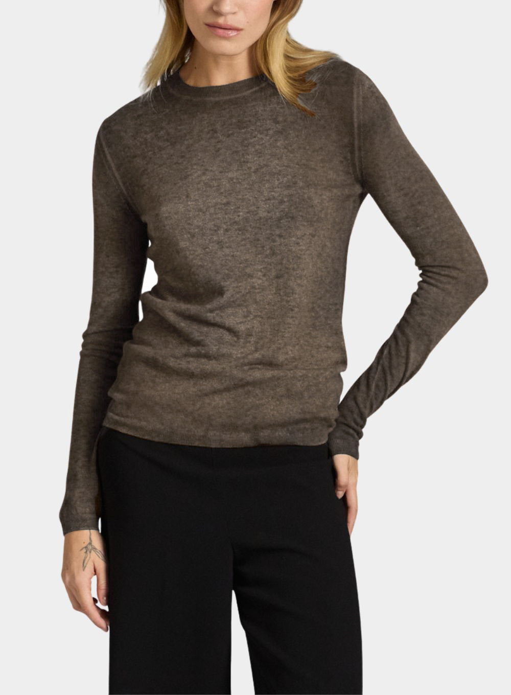 AVANT TOI | Hand Painted Ultralight Round-Neck Pullover