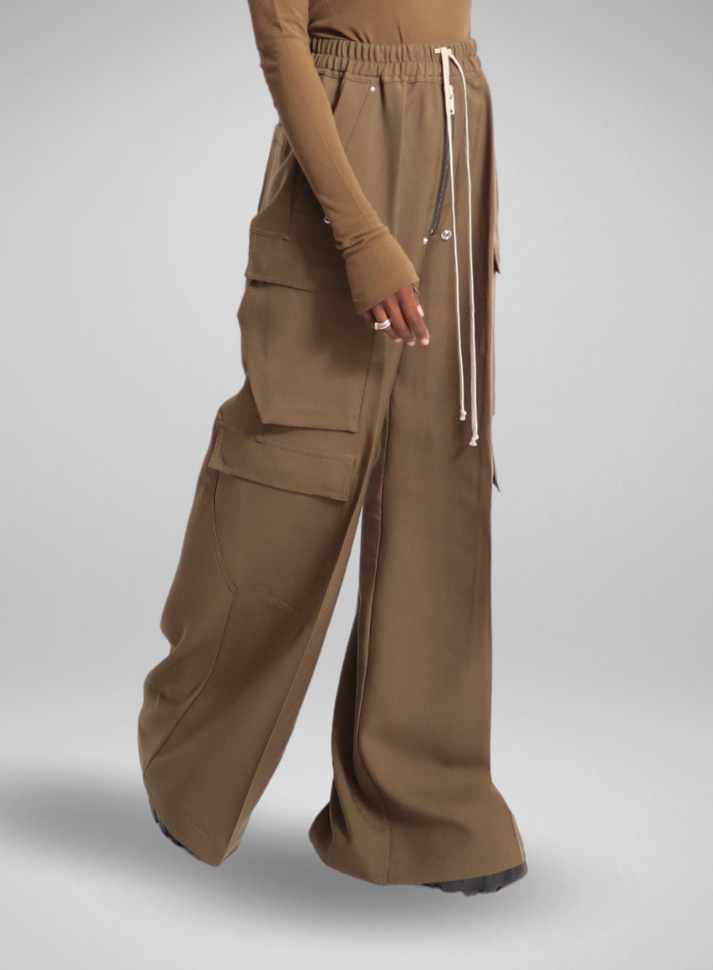 RICK OWENS | Cargo Belas – Joan Shepp