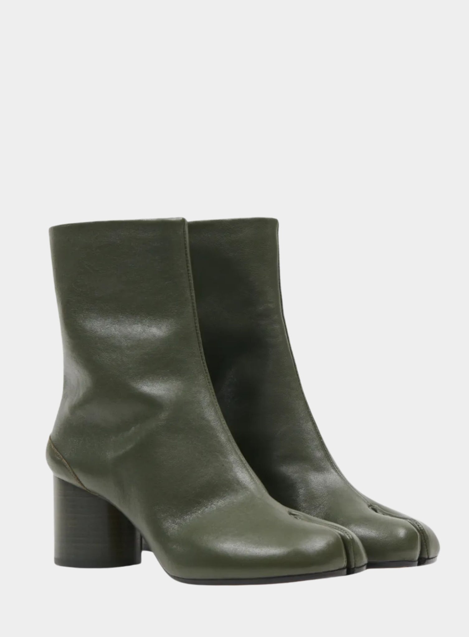 Maison Margiela 足袋ブーツ カーキ MAISON MARGIELA | Tabi Ankle Boots – Joan Shepp