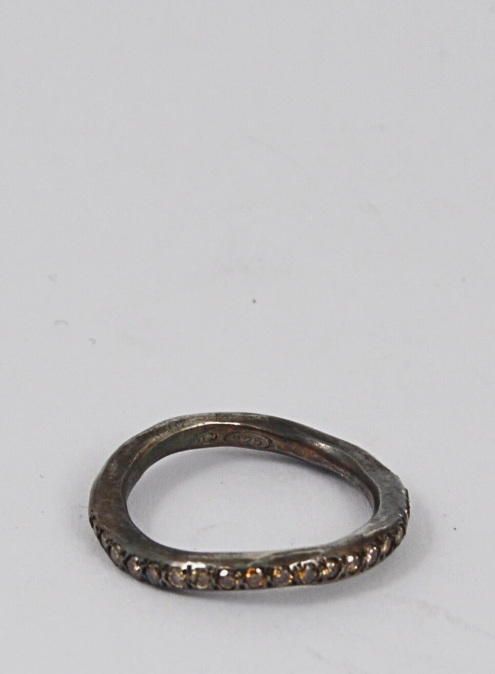 ROSA MARIA | Fawn Hammered Ring with Cognac Diamonds