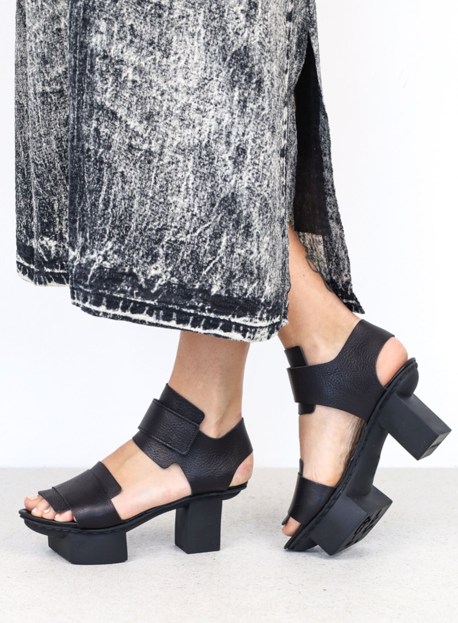 靴 trippen sandal Chant platin 37 TRIPPEN | Visor Sandal – Joan Shepp